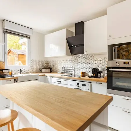 Happy Shelter Apartment Bussy-Saint-Georges Exterior photo